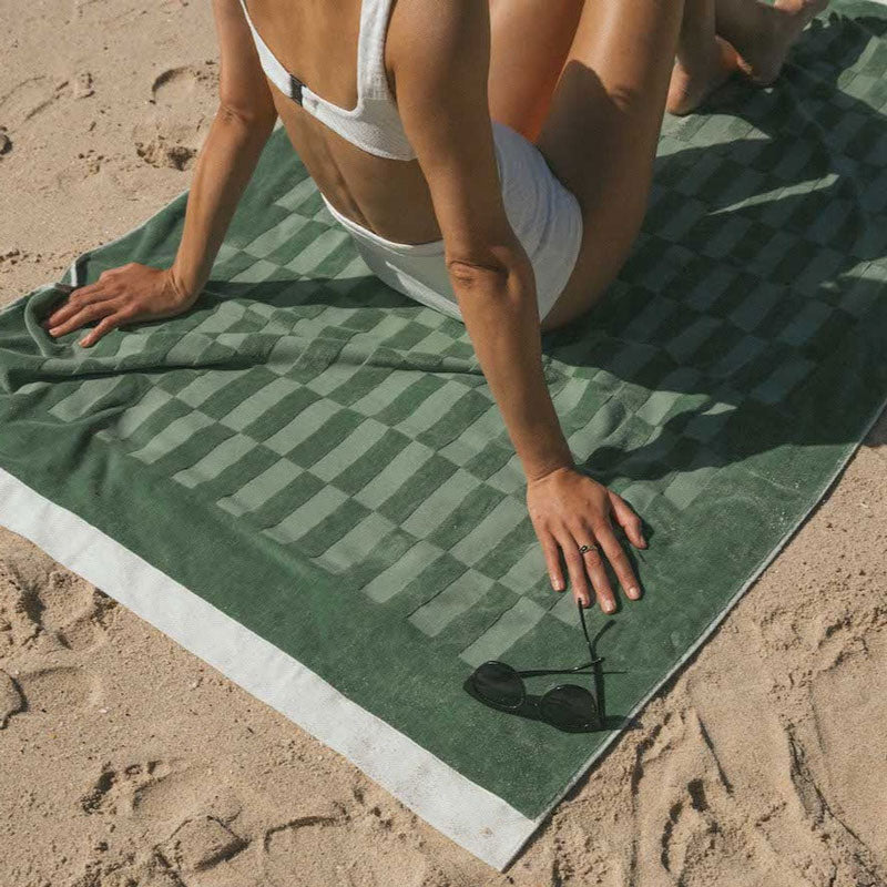 We adore towels that feel cozy and our 600gsm beach towels are no exception. Woven with superfine Pakistani cotton to be both durable and highly absorbent, they feel truly lush and enveloping. Nothing is better after a fresh swim!