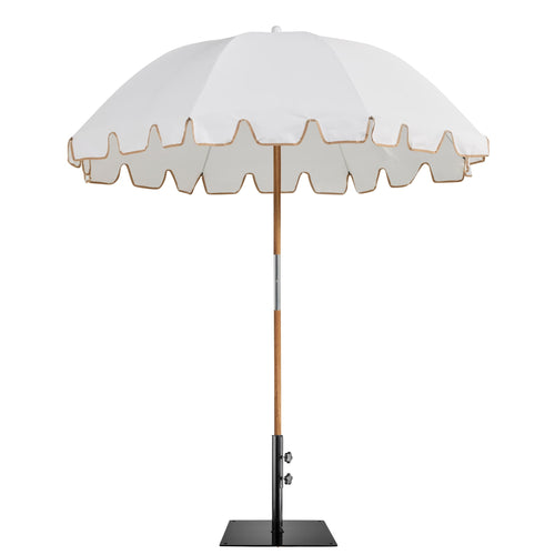 Patio umbrella set : The Weekend Umbrella in white with 14 kg square black base. Perfect for poolside, balconies and tables.